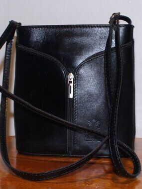 New Vera Pelle Italian Calfskin Leather Crossbody Hobo Bag